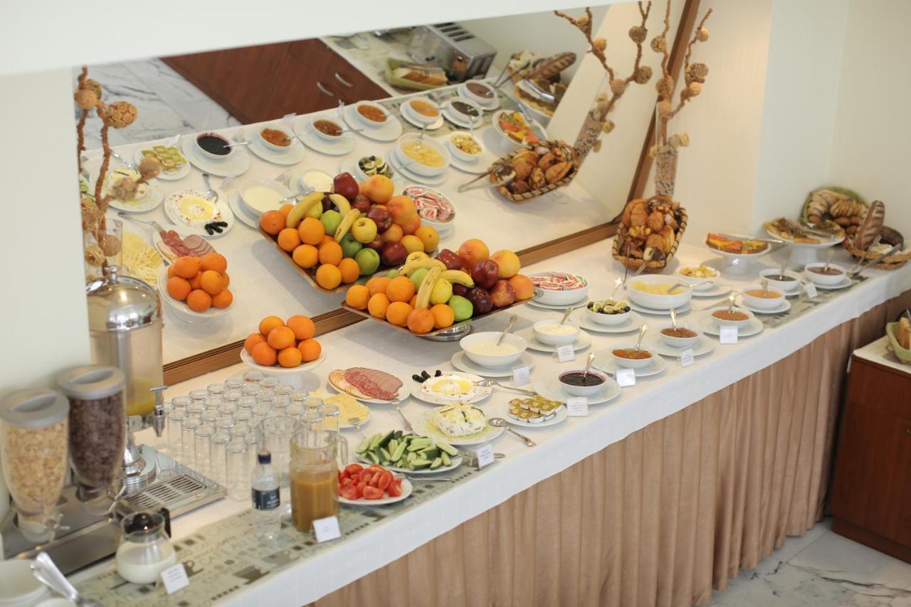 יירבאן Europe Hotel מראה חיצוני תמונה
